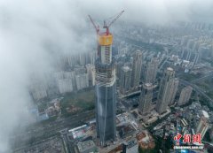海南第一高楼实现塔楼核心筒封顶